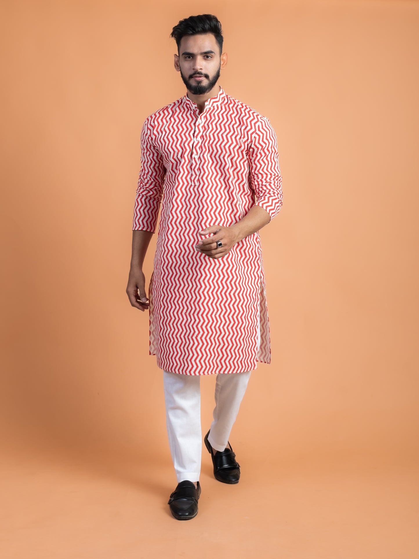 Red geometrical print kurta